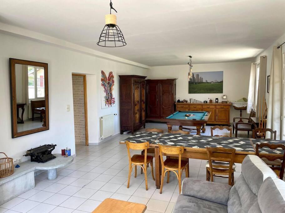 La Casa Del Papa - Maison Spacieuse Avec Jardin โดล ภายนอก รูปภาพ