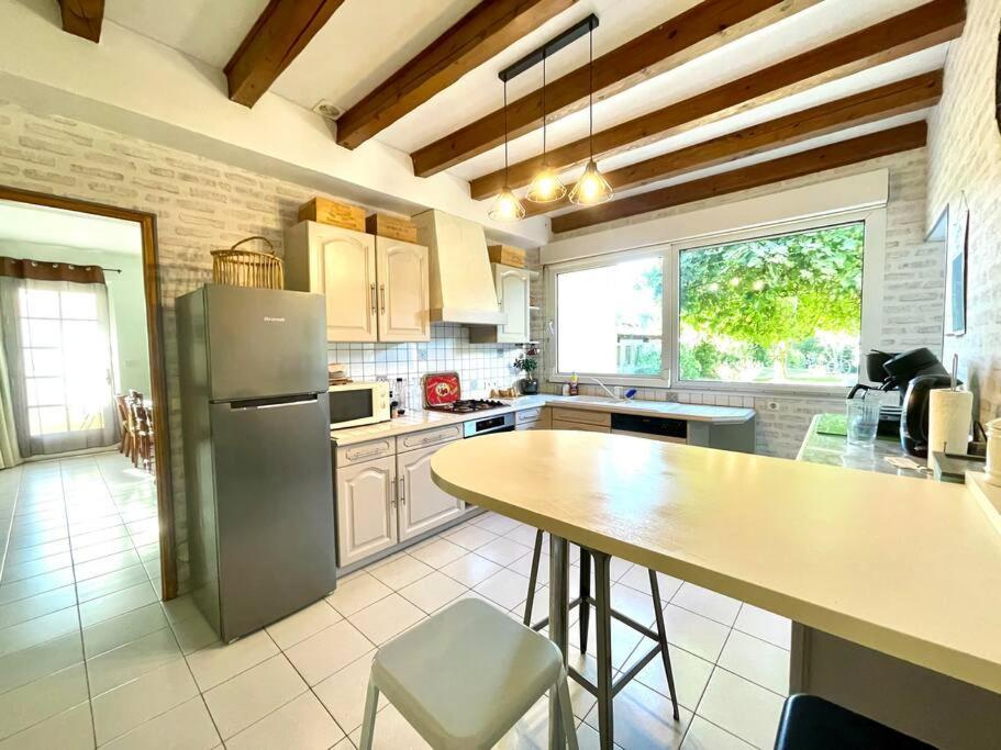 La Casa Del Papa - Maison Spacieuse Avec Jardin โดล ภายนอก รูปภาพ